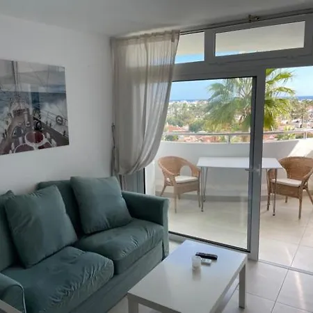 Lovely With A Sunny Large Balcony Apartment *
